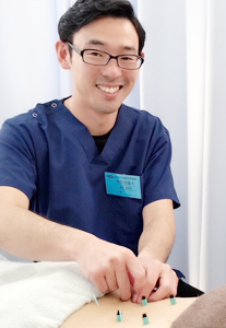 輝整骨院かがやき鍼灸院の鍼灸治療